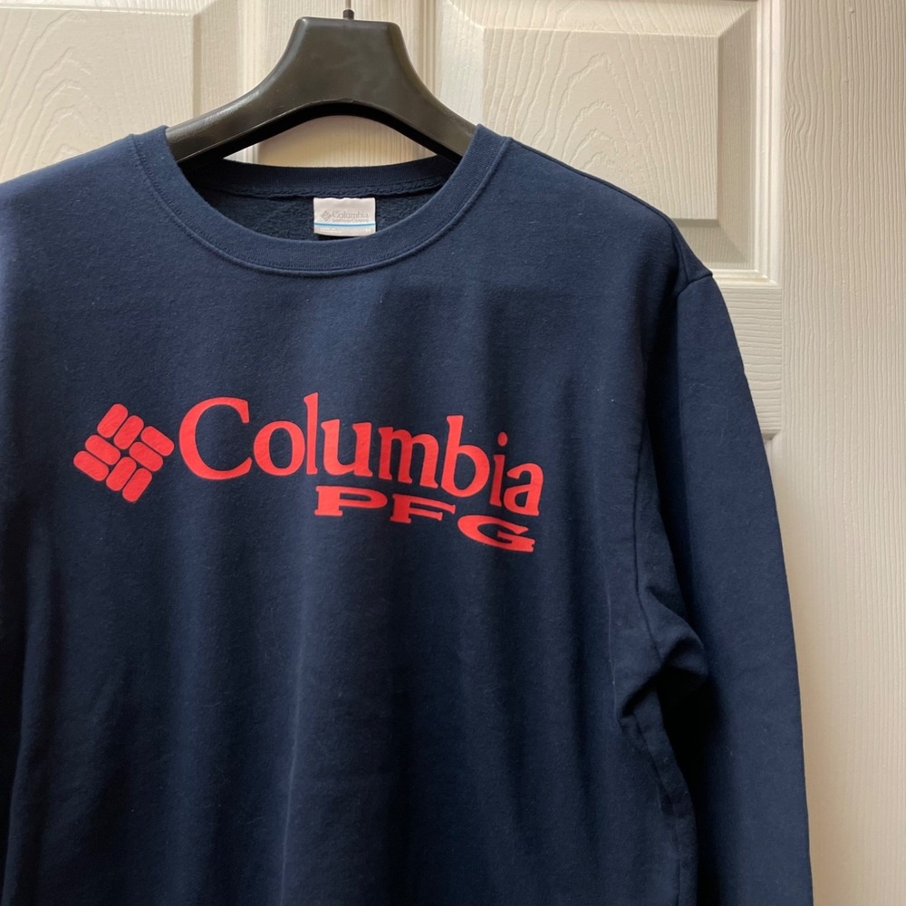Columbia Men's Medium Navy Crewneck Sweatshirt Spellout Logo Hiking Adult